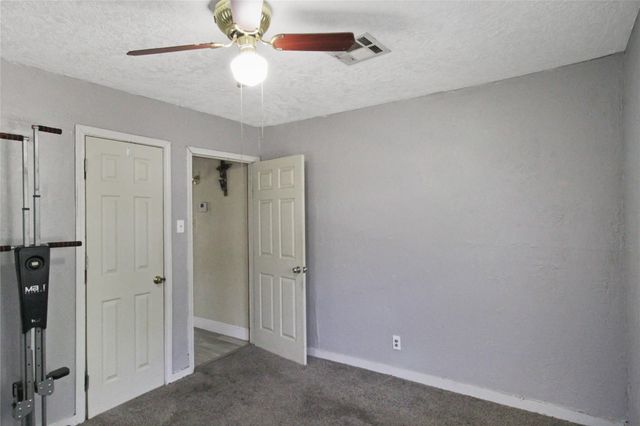306 W Houston Avenue, Pasadena, TX 77502