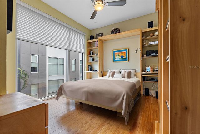 325 5TH AVENUE S 10, St Petersburg, FL 33701