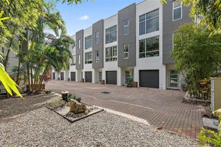 325 5TH AVENUE S 10, St Petersburg, FL 33701