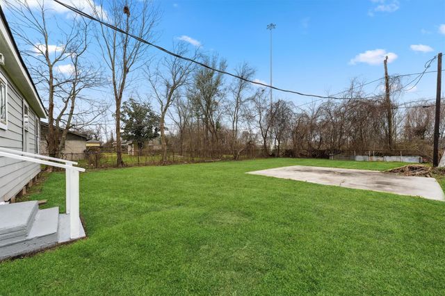 1107 Defender Street, Houston, TX 77029