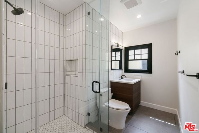458 N Sierra Bonita Avenue 460, Los Angeles, CA 90036