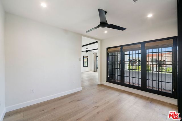 458 N Sierra Bonita Avenue 460, Los Angeles, CA 90036