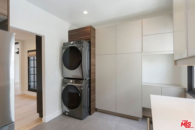 458 N Sierra Bonita Avenue 460, Los Angeles, CA 90036
