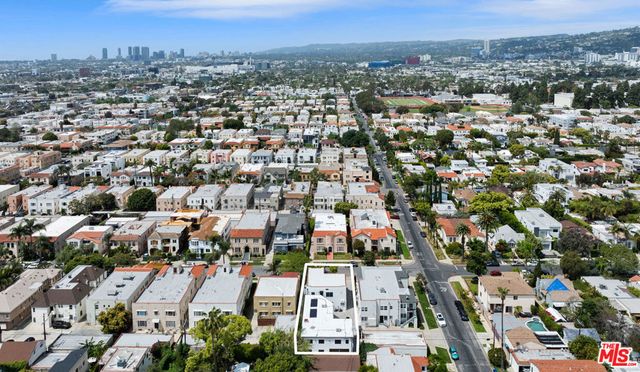 458 N Sierra Bonita Avenue 460, Los Angeles, CA 90036
