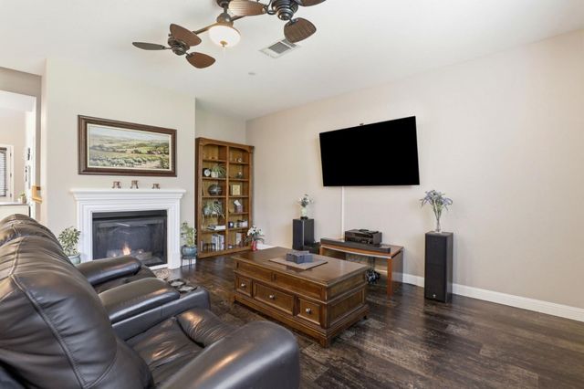 9554 Rodeo Drive, Gilroy, CA 95020