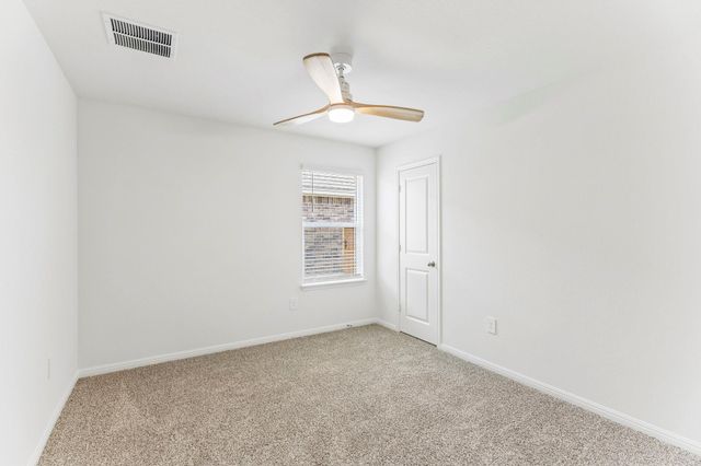 1916 Hamshackle DR, Leander, TX 78641