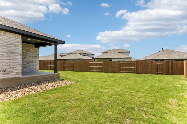 1916 Hamshackle DR, Leander, TX 78641