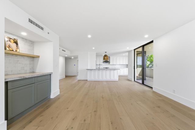 1000 N Us Highway 1 Be-205, Jupiter, FL 33477