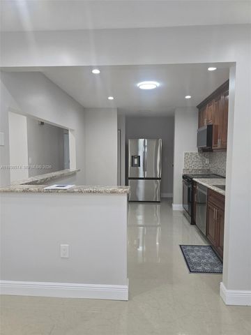 780 W 74th Pl, Hialeah, FL 33014