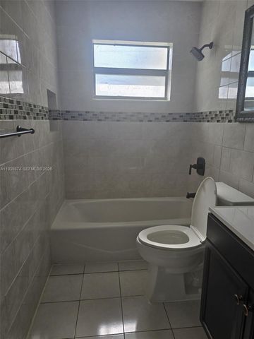 780 W 74th Pl, Hialeah, FL 33014