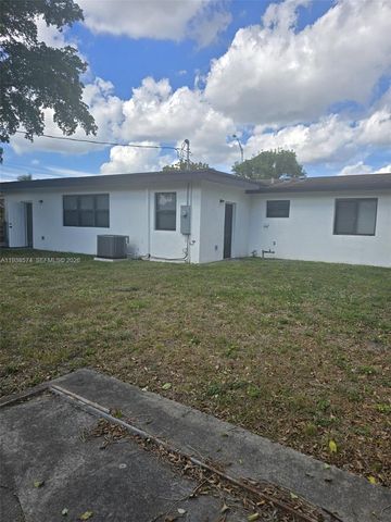 780 W 74th Pl, Hialeah, FL 33014