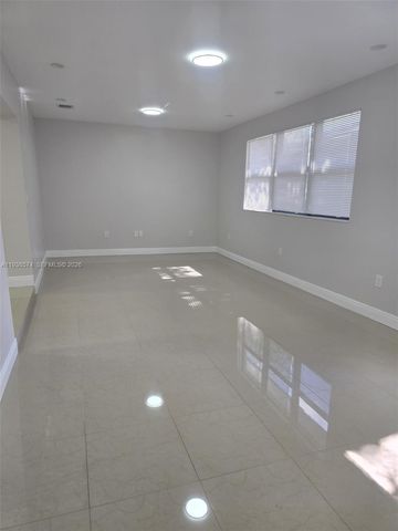 780 W 74th Pl, Hialeah, FL 33014