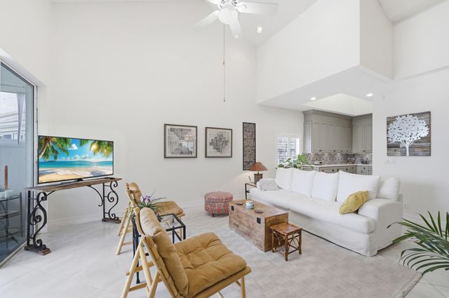 47 N Lakeshore Drive, Hypoluxo, FL 33462