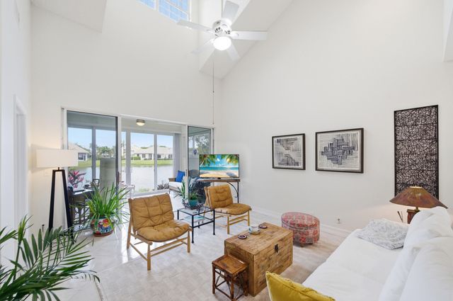 47 N Lakeshore Drive, Hypoluxo, FL 33462