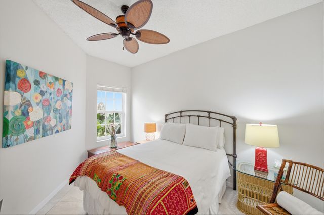 47 N Lakeshore Drive, Hypoluxo, FL 33462