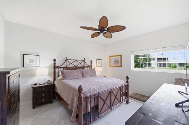 47 N Lakeshore Drive, Hypoluxo, FL 33462
