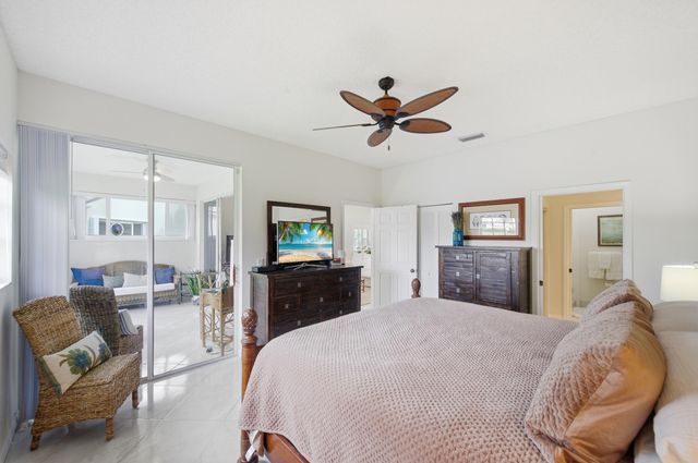 47 N Lakeshore Drive, Hypoluxo, FL 33462
