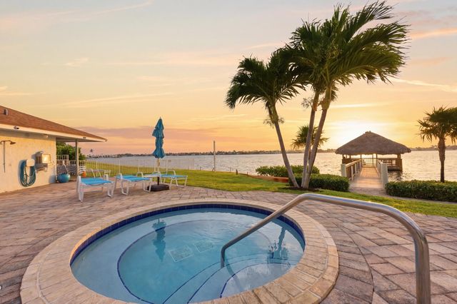 47 N Lakeshore Drive, Hypoluxo, FL 33462