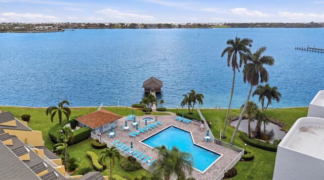 47 N Lakeshore Drive, Hypoluxo, FL 33462