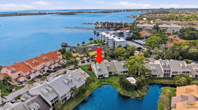 47 N Lakeshore Drive, Hypoluxo, FL 33462
