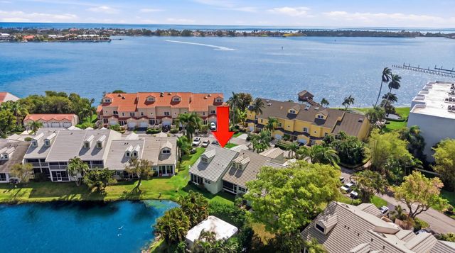47 N Lakeshore Drive, Hypoluxo, FL 33462