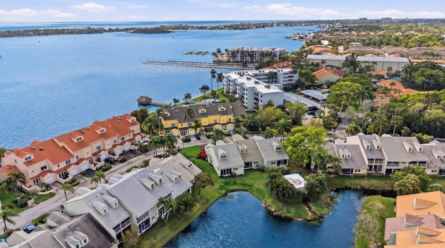 47 N Lakeshore Drive, Hypoluxo, FL 33462