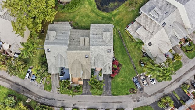 47 N Lakeshore Drive, Hypoluxo, FL 33462