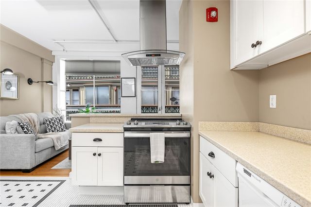 65 Weybosset Street 220, Providence, RI 02903