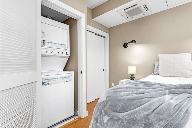 65 Weybosset Street 220, Providence, RI 02903