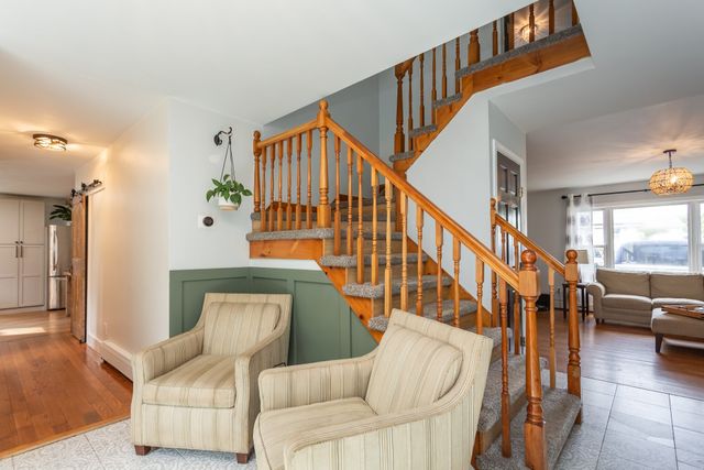 719 Warren Ave, Swansea, MA 02777