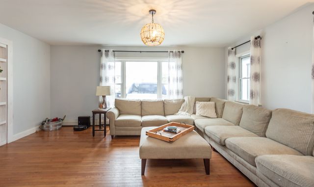 719 Warren Ave, Swansea, MA 02777