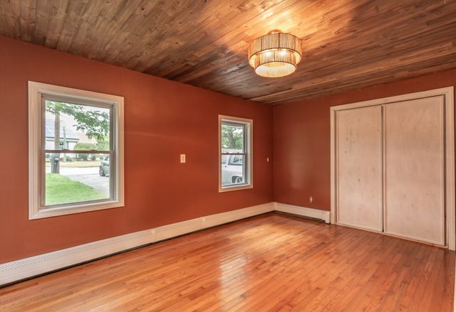 719 Warren Ave, Swansea, MA 02777