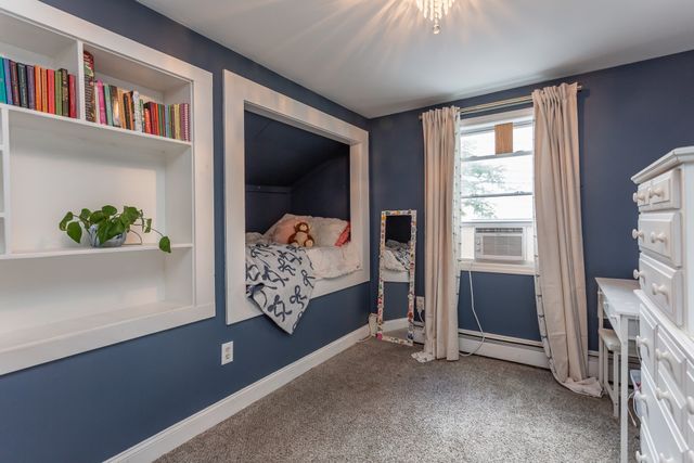 719 Warren Ave, Swansea, MA 02777