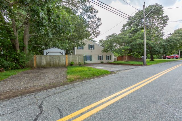 719 Warren Ave, Swansea, MA 02777