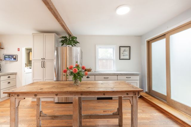 719 Warren Ave, Swansea, MA 02777