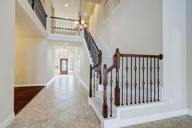 13207 Lone Creek Lane, Pearland, TX 77584