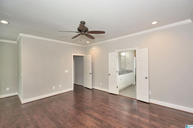 137 WILLOW BRANCH LANE, Chelsea, AL 35043
