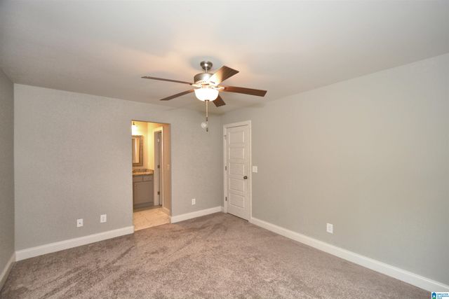137 WILLOW BRANCH LANE, Chelsea, AL 35043