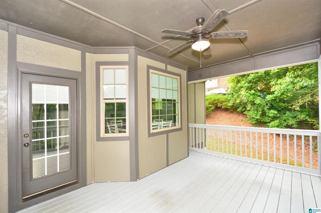 137 WILLOW BRANCH LANE, Chelsea, AL 35043