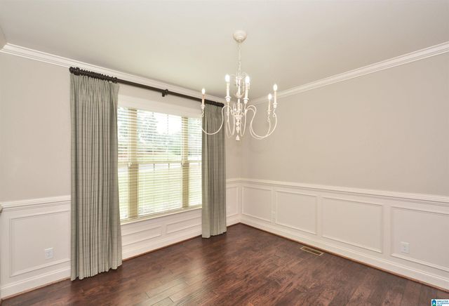 137 WILLOW BRANCH LANE, Chelsea, AL 35043