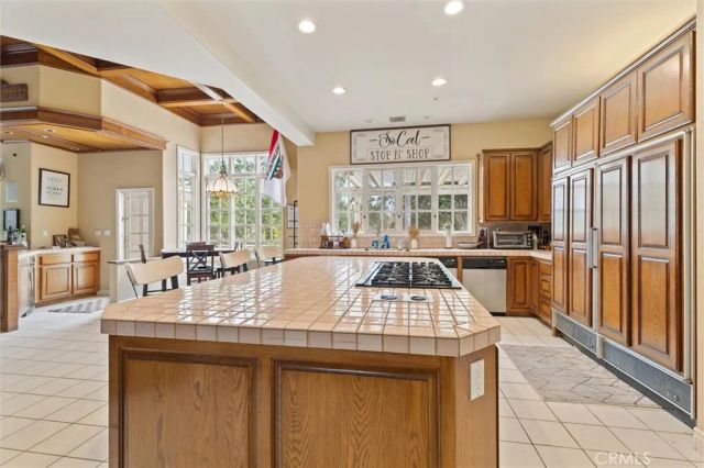 2 Via Terracaleta, Coto De Caza, CA 92679