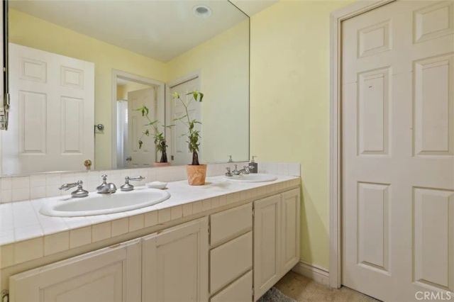 2 Via Terracaleta, Coto De Caza, CA 92679