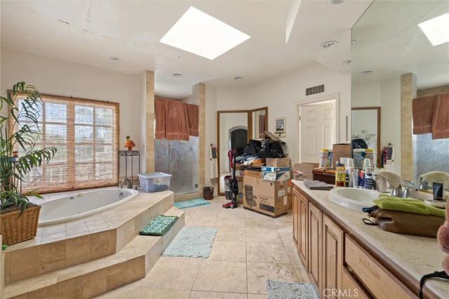 2 Via Terracaleta, Coto De Caza, CA 92679