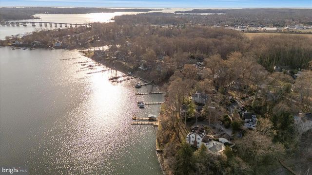 112 PARK AVE, Edgewater, MD 21037