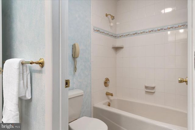 112 PARK AVE, Edgewater, MD 21037