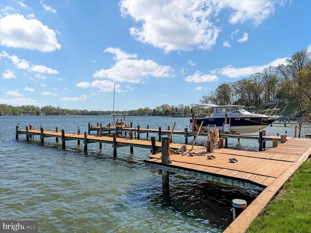 112 PARK AVE, Edgewater, MD 21037