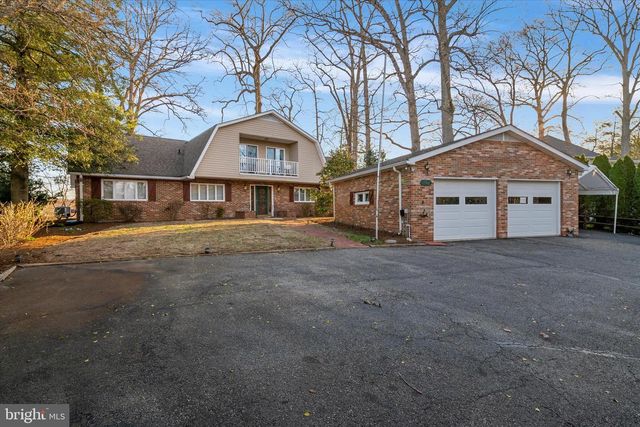 112 PARK AVE, Edgewater, MD 21037