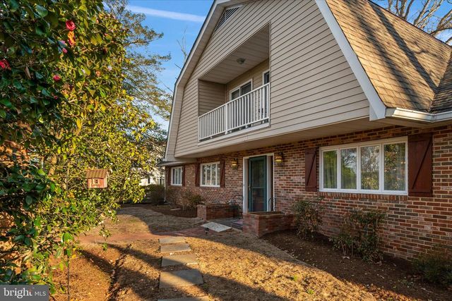 112 PARK AVE, Edgewater, MD 21037