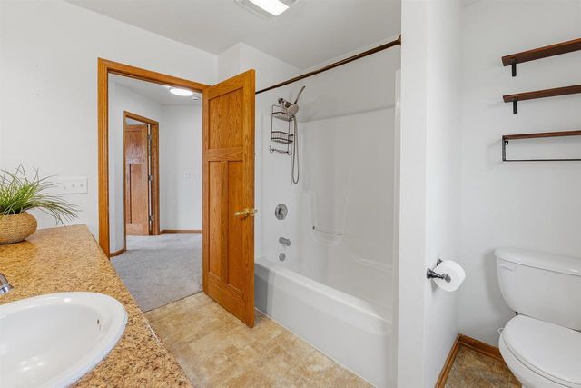 204 N PARK AVENUE, Fond Du Lac, WI 54935