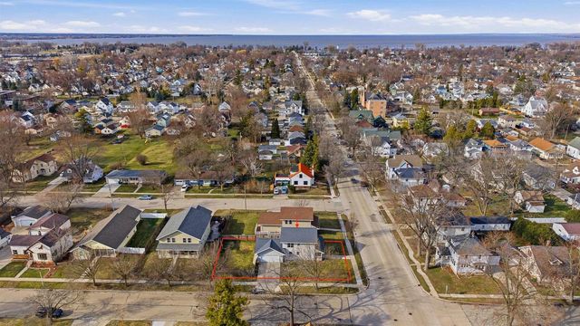 204 N PARK AVENUE, Fond Du Lac, WI 54935